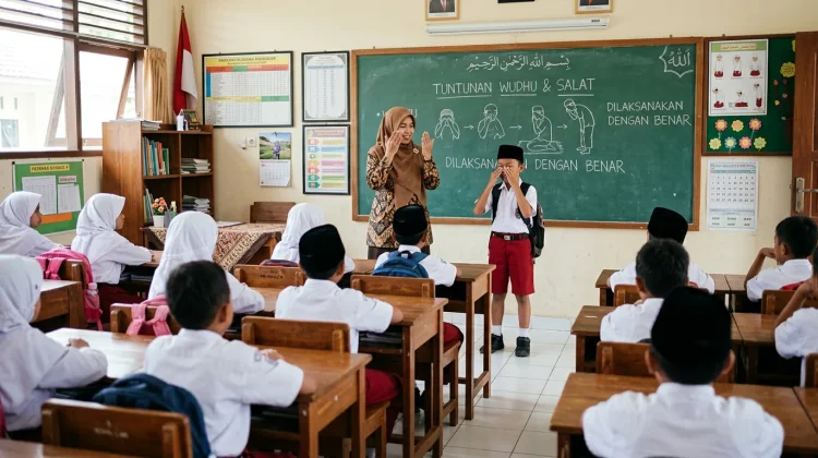 Potret Miris Pendidikan, Guru Ini Temukan Siswa SD Belum Paham Wudhu dan Salat
