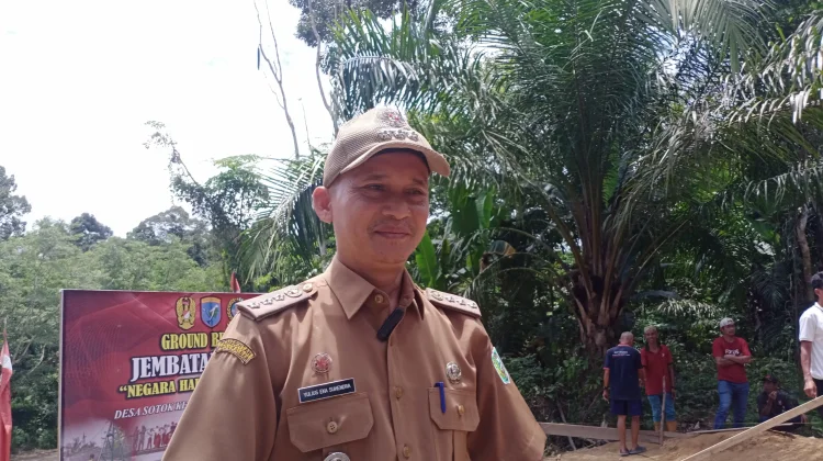 Camat Sekayam Apresiasi Pembangunan Jembatan Garuda di Sotok