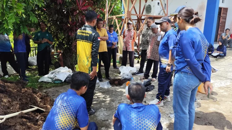 Bupati Sanggau Dorong Pengolahan Sampah Jadi Bernilai Ekonomi