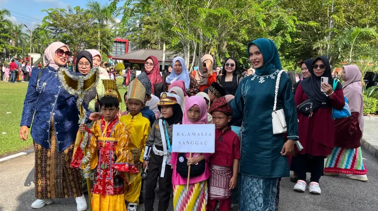 IGTKI Sanggau Gelar Karnaval Hari Kartini