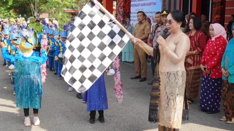 Karnaval Anak TK, PAUD Sanggau Meriahkan Peringatan Hari Kartini