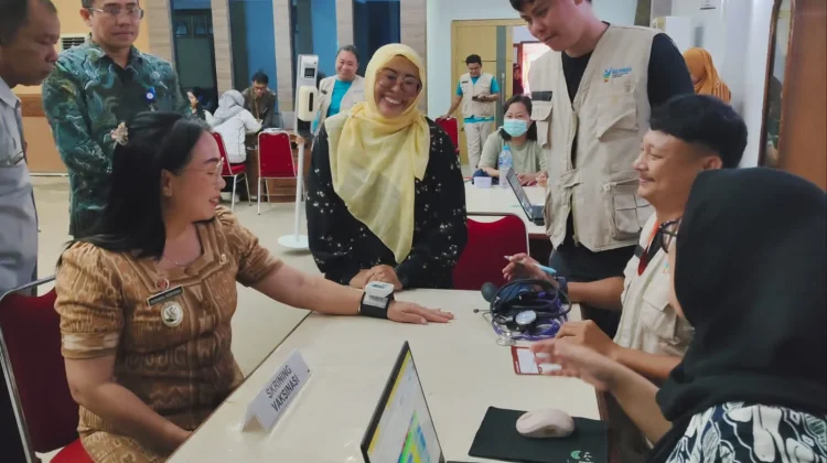 Ratusan Kaum Perempuan Sanggau Ikuti Vaksinasi HPV