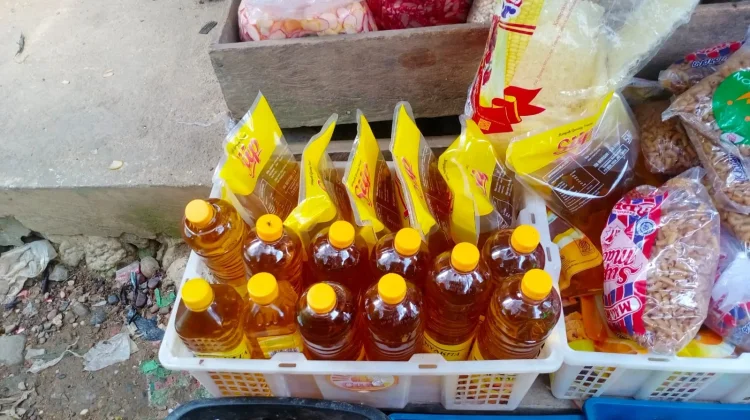 Harga Kebutuhan Pokok di Pasar Entikong Naik
