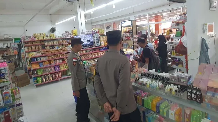 Polsek Entikong Gencarkan Patroli Jaga Wilayah Perbatasan
