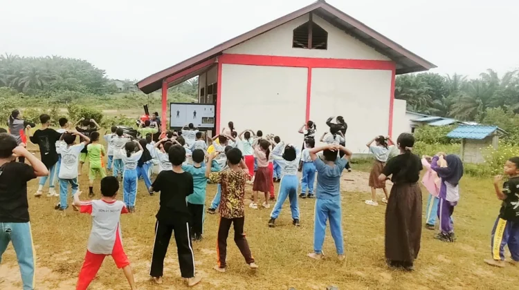 Pembelajaran di SDN 05 Monok Terkendala Listrik