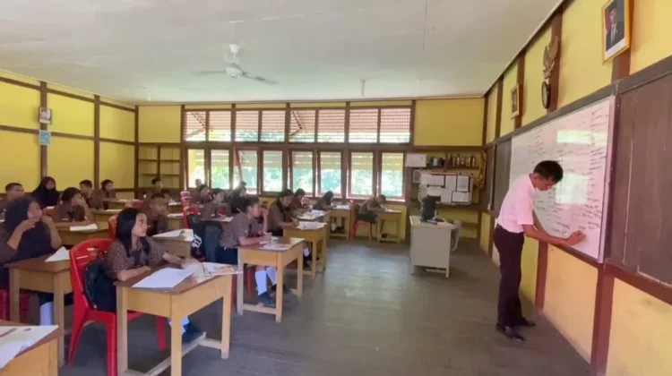 Anisa Fitri Soroti Pemerataan Pendidikan di Sanggau