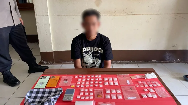 Polsek Sekayam Bongkar Peredaran Sabu dan Ekstasi