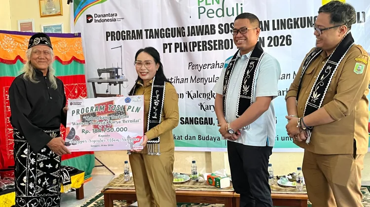 Wabup Sanggau Apresiasi Pelestarian Kain Kalengkang
