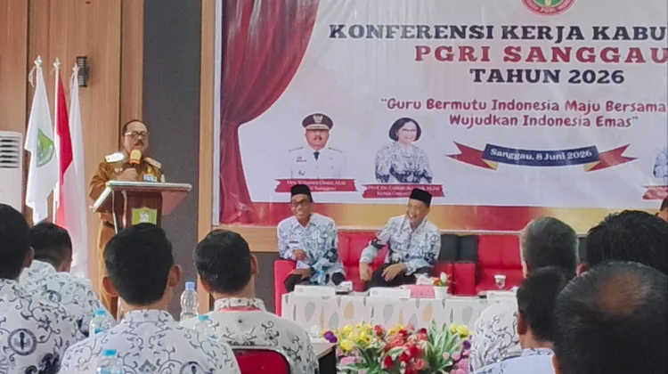 Bupati Ontot Harap PGRI Beri Kontribusi untuk Sanggau