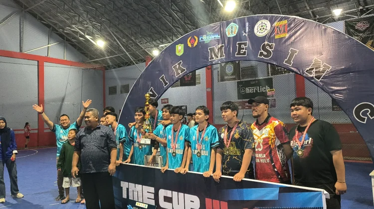 Pemkab Sanggau Apresiasi Turnamen Futsal Teknik Mesin Cup 2026
