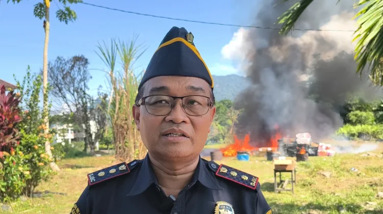 Bea Cukai Entikong Terapkan Sistem All Indonesia 1 Juli