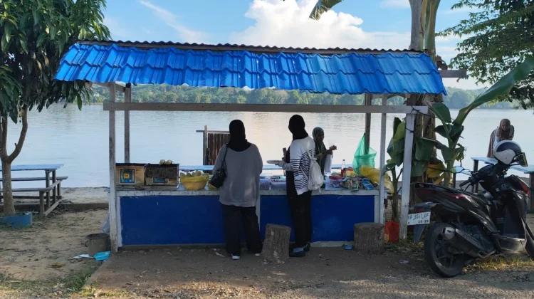 Bantaran Kapuas Berpotensi Jadi Ikon Wisata Sanggau