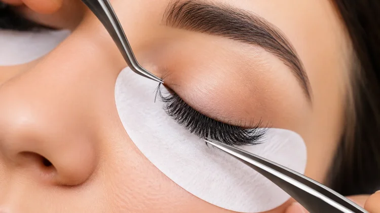 Eyelash Extension, Solusi Praktis untuk Bulu Mata Menarik