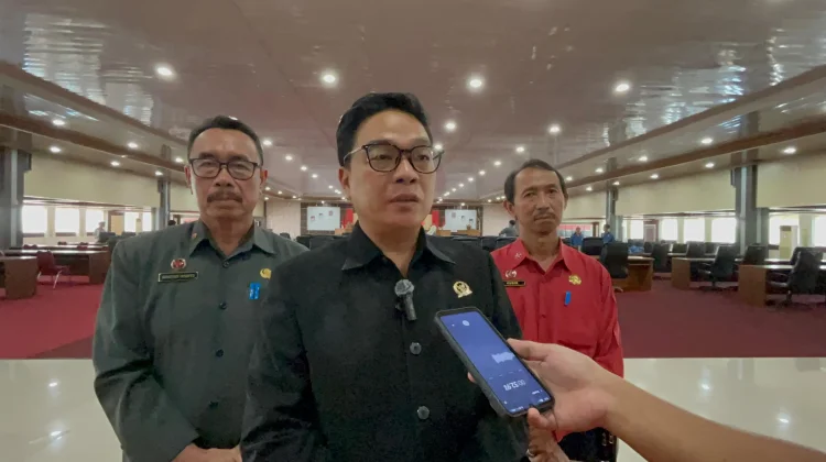 DPRD Sanggau Setujui Raperda APBD 2025