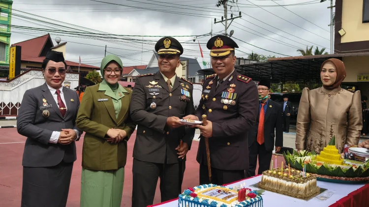 Momentum Hari Bhayangkara ke-80, TNI-Polri Solid Jaga Sanggau