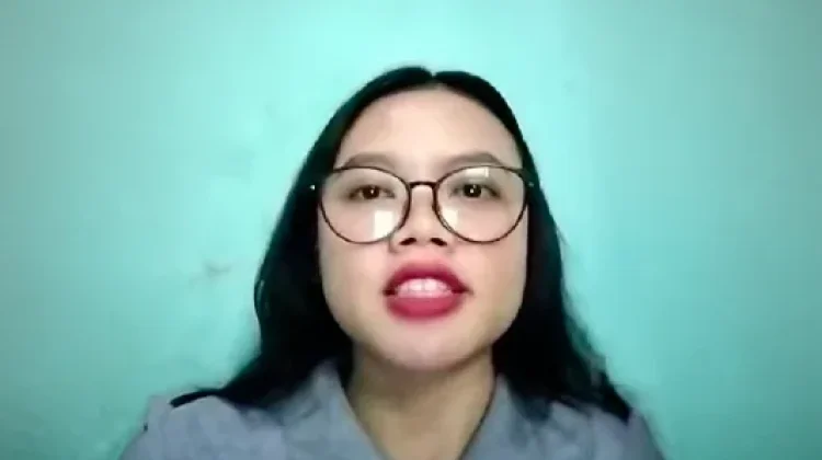 Pelajar SDN 3 Sontas Numpang Belajar di Balai Dusun