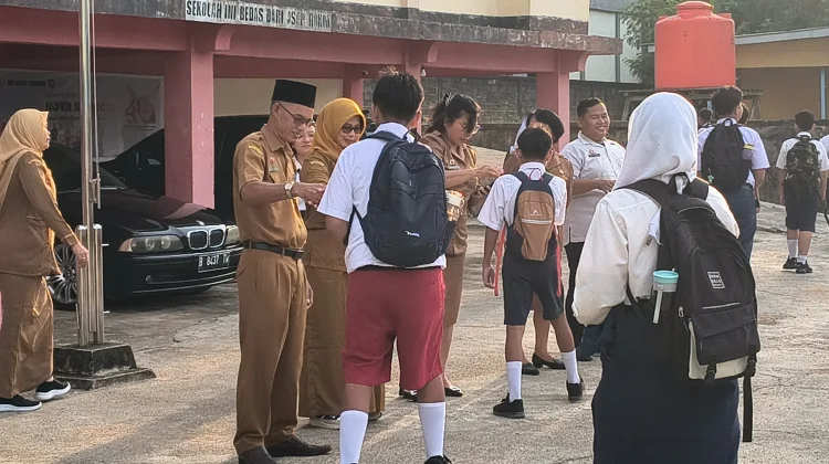 Cegah Perundungan, SMPN 1 Sanggau Lakukan MPLS Ramah