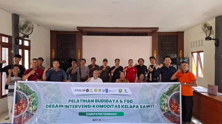 FOLUR Tingkatkan Kapasitas Pekebun Sawit Swadaya Melalui Workshop di Parindu