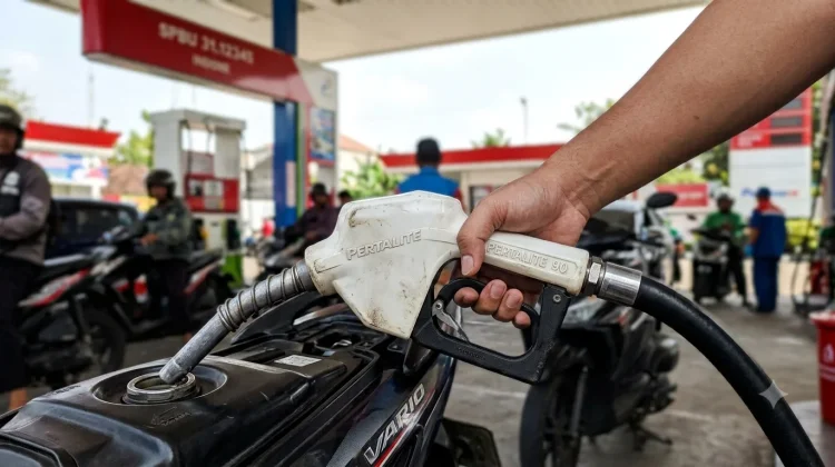 Pertamina Ungkap Buang Kerok Antrean BBM di Sanggau