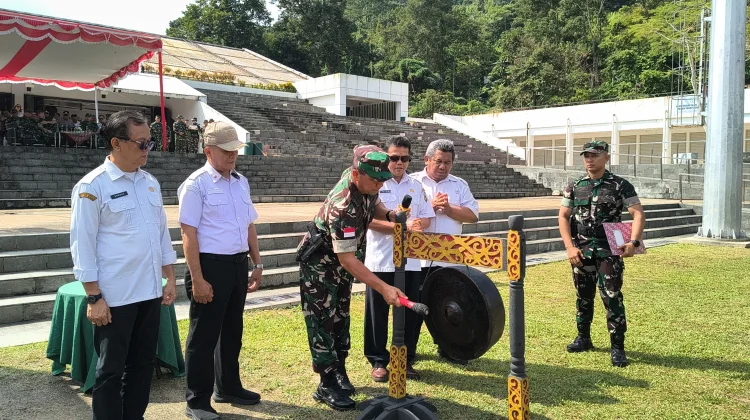 Kodam Tanjungpura Buka Karya Bakti Skala Besar di Perbatasan Kalbar