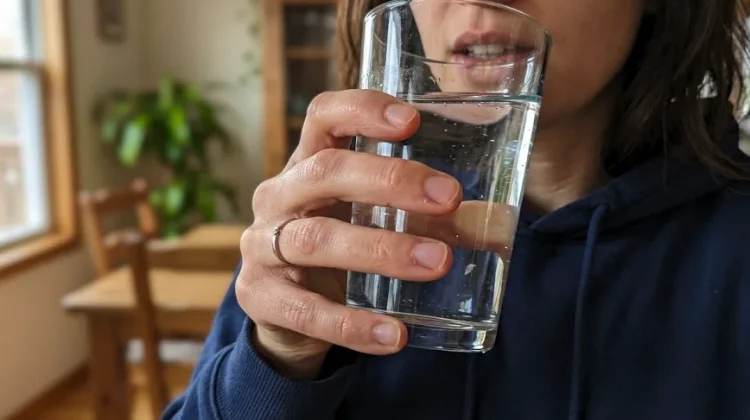 Jangan Asal Minum, Kenali Ciri Air Sehat saat Musim Kemarau