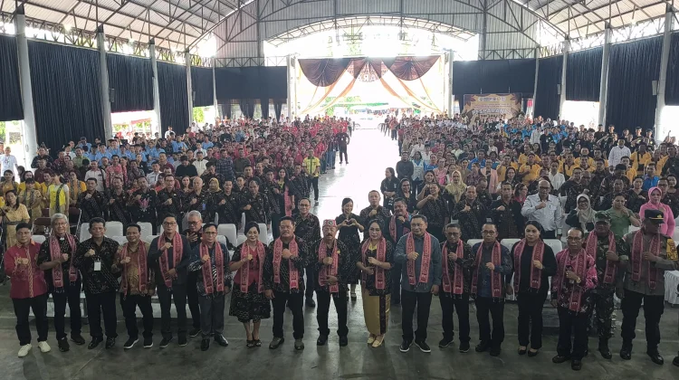 Wabup Sanggau Sebut Pesparani II Gerakkan Ekonomi Masyarakat