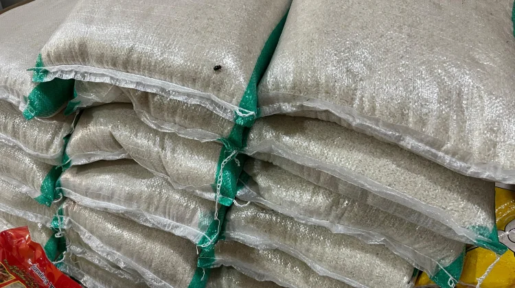 Stok Sembako Sanggau Aman tapi Harga Naik