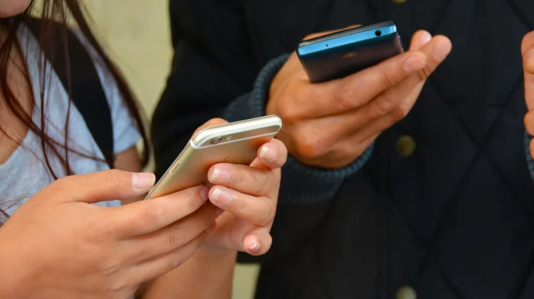 Tanda Ponsel Sudah Minta Diganti, Jangan Tunggu Rusak Total