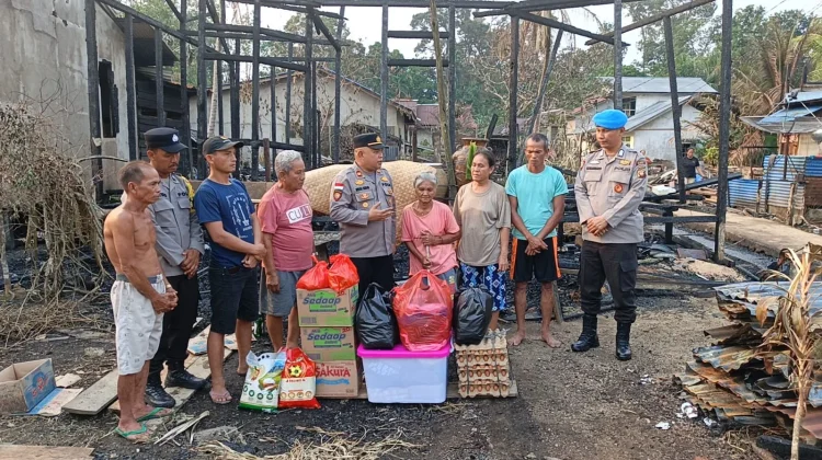 Polisi Salurkan Bantuan bagi Korban Kebakaran di Semayang