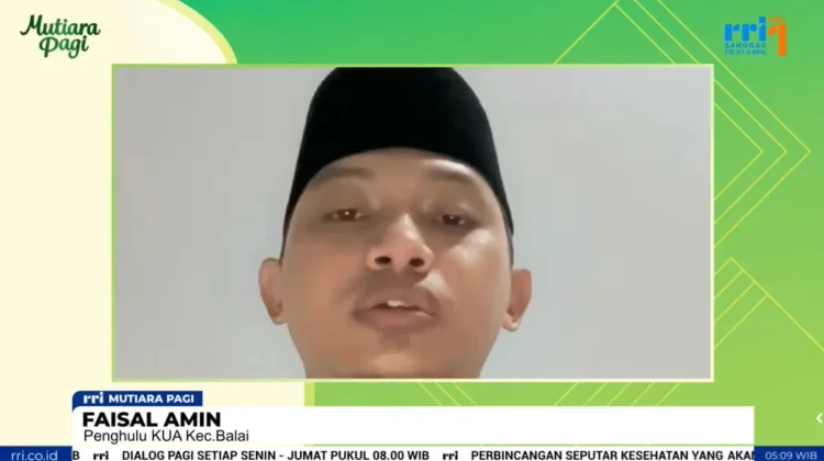 Menjadi Manusia Terbaik Menurut Islam