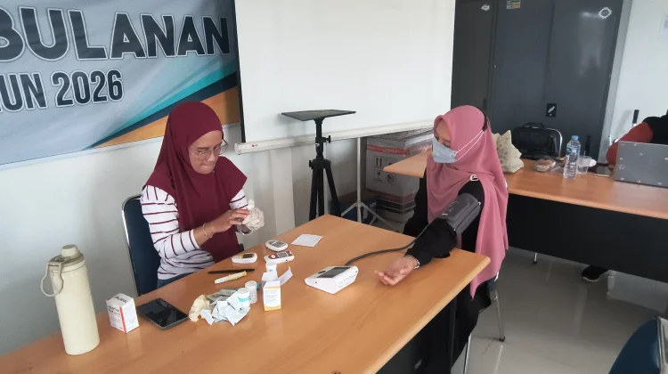 CKG Bantu Angkasawati RRI Sanggau Peduli Kesehatan