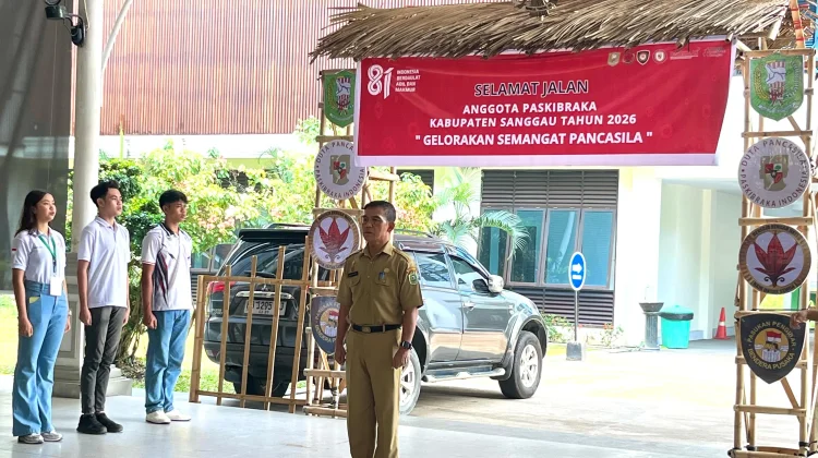 Badan Kesbangpol Sanggau Tutup Pelatihan Paskibraka 2026