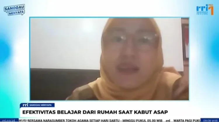 Orang Tua Nilai Belajar dari Rumah Kurang Efektif Saat Kabut Asap