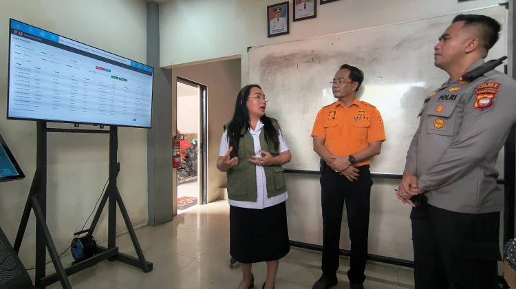 Wabup Susana Herpena Cek Posko Satgas Karhutla Sanggau