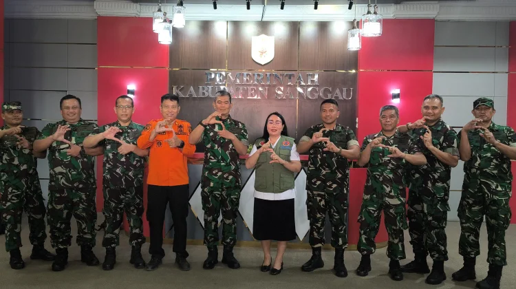Mabes TNI Turunkan Satgas Penyuluhan Karhutla ke Sanggau
