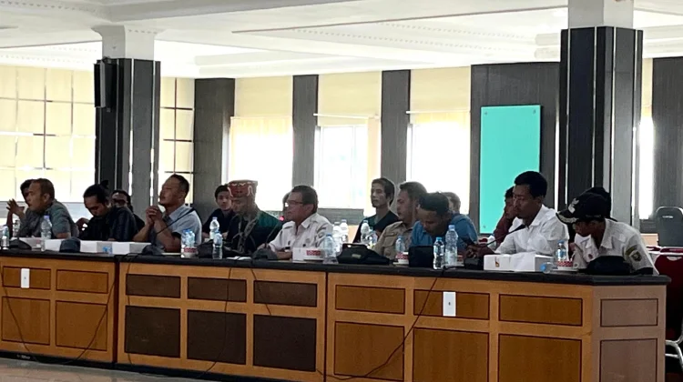 Empat Tahun Mangkrak, Kades Kedakas Dorong Pembangunan Jembatan Dilanjutkan