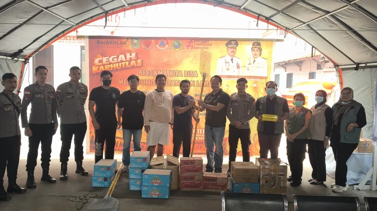 LTKL Galang Bantuan untuk Petugas Karhutla Sanggau