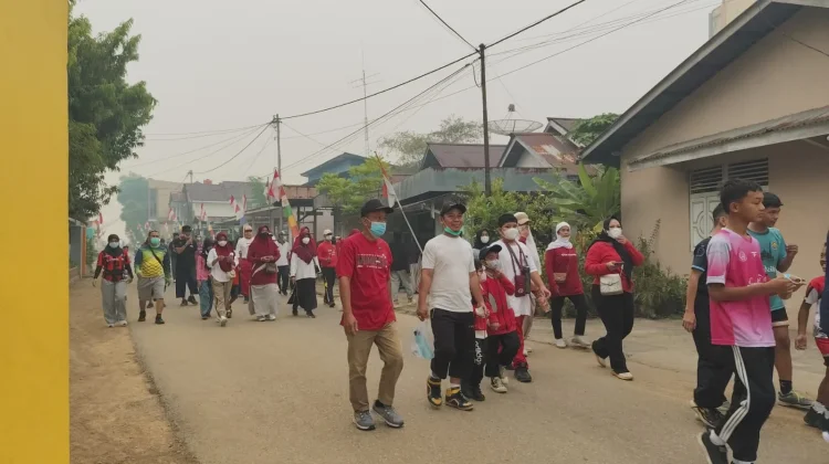 Pokdarwis Sanggau Gelar Jalan Santai Ditengah Kabut Asap, Rute Diperpendek