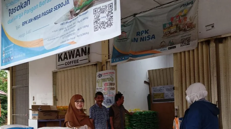 Bulog Sanggau Pastikan Stok Beras Tetap Aman