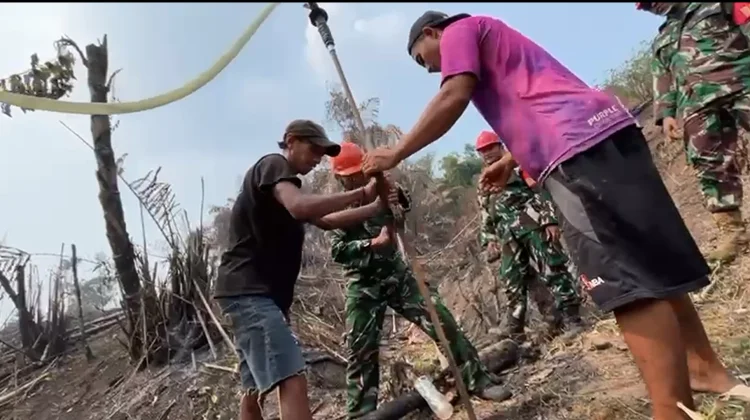 TNI Sanggau Hadirkan Sumur Bor Atasi Kekeringan