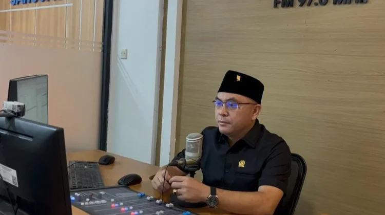 Jadi Pembaca Berita RRI, Ketua DPRD Sanggau: Pengalaman Berbeda