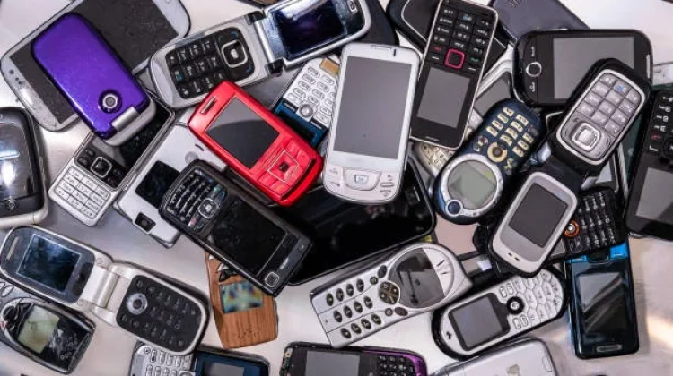 Trik Membeli Handphone Bekas agar Tidak Salah Pilih
