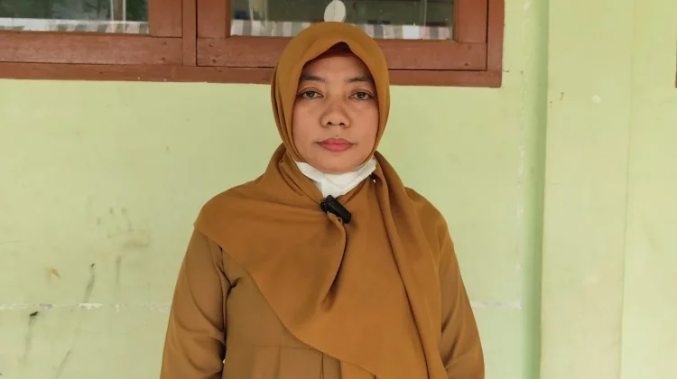 Orang Tua Keluhkan Beban Mengajar Anak Selama BDR
