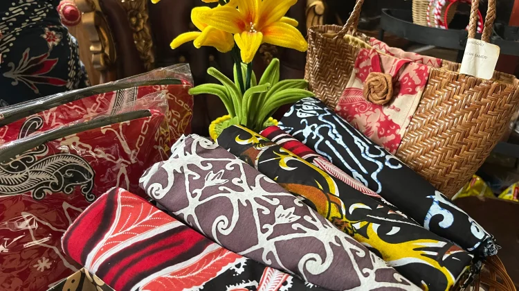 Batik Sabang Merah Didorong Jadi Produk Unggulan Sanggau