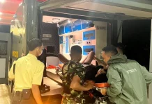 Yonif TP 833/BD Tanggap Evakuasi Korban Kecelakaan Sanggau