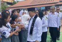 Gubernur Norsan Minta Pelajar Sanggau Belajar Maksimal