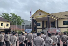 Polres Sanggau Siagakan Personel Kawal Tradisi Cuci Jalan