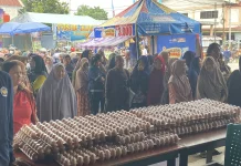 Disbunnak Kalbar Salurkan Telur Murah ke Sanggau