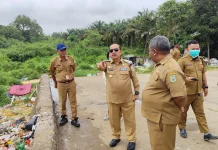 Bupati Sanggau Tinjau Pengelolaan Sampah di TPA Sungai Kosak