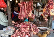Harga Daging Sapi di Pasar Senggol Sanggau Naik